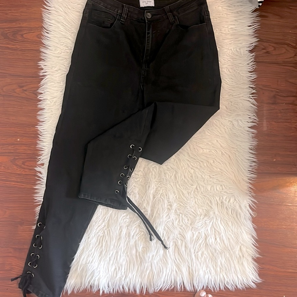 Black jeggings